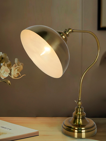 HL Home Lighting Vintage-Style Table Lamp with Brass Finish, Adjustable Shade - Image 3