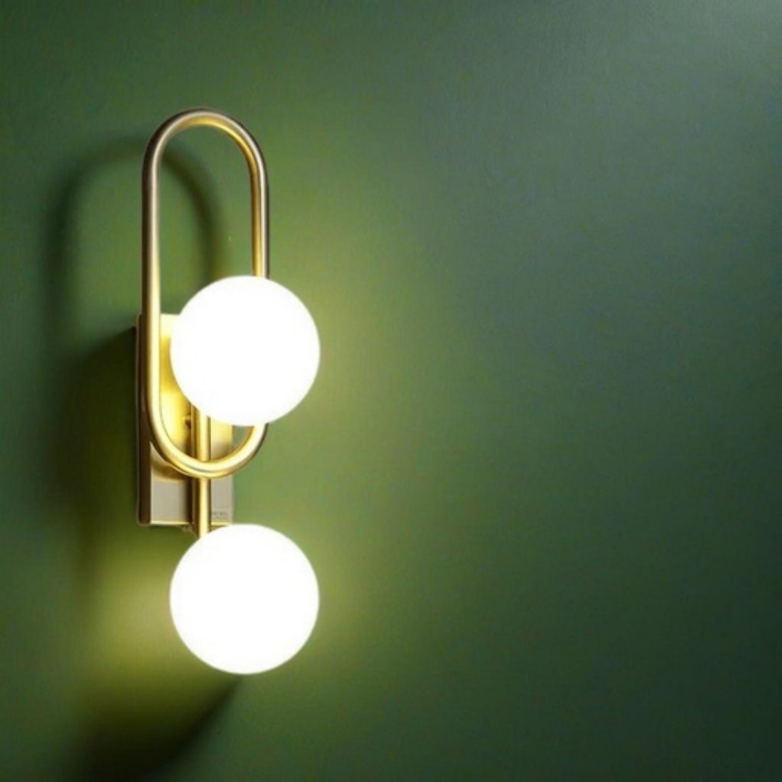 Modern-2-Light-Wall-Mount-Sconce